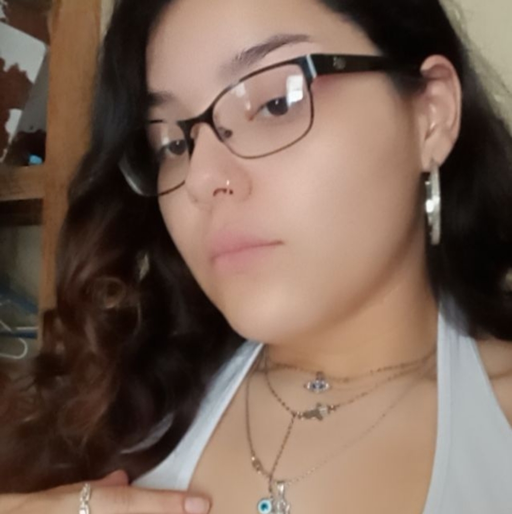 Meet your Posher, Beatriz
